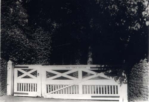 Gate to Yew Tree House 1938